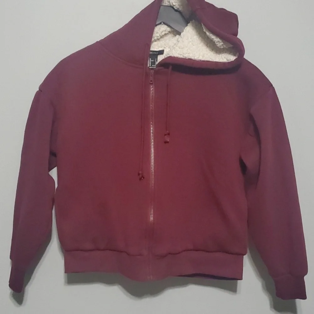Forever 21 Jacket Mens Size Small  Burgundy Sherpa-Lined Hoodie Zippered